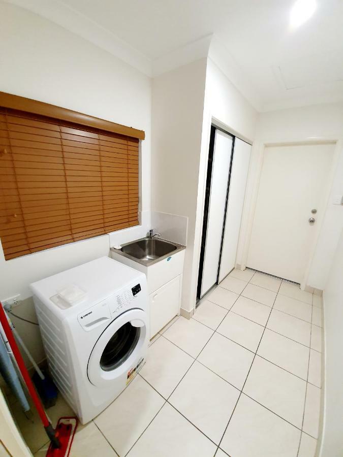 3 Bedroom Central Home Townsville Bagian luar foto